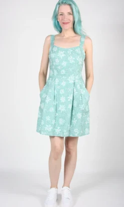 Akikiki Dress - Hens 'n Chicks