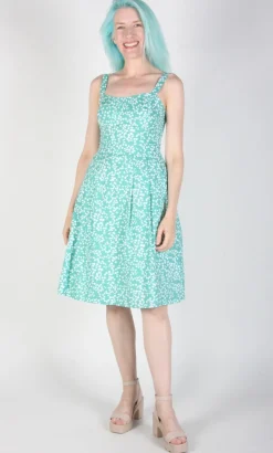 Bee Martin Dress - Tendril Traces