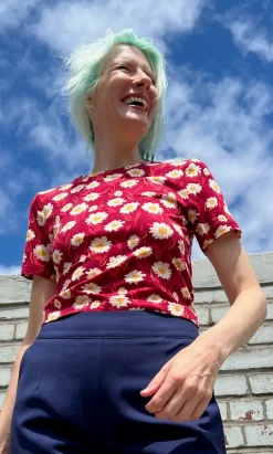 Beetlehead Tee - Happy Daisy