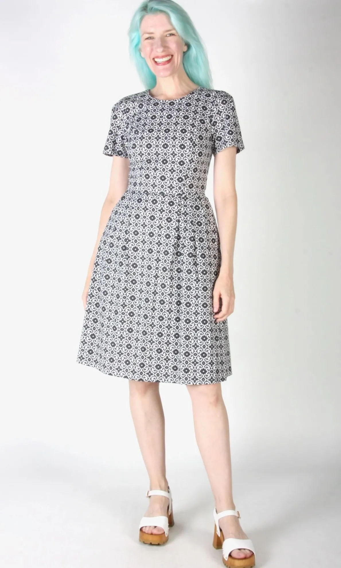 Buttonquail Dress - Quatrefoil