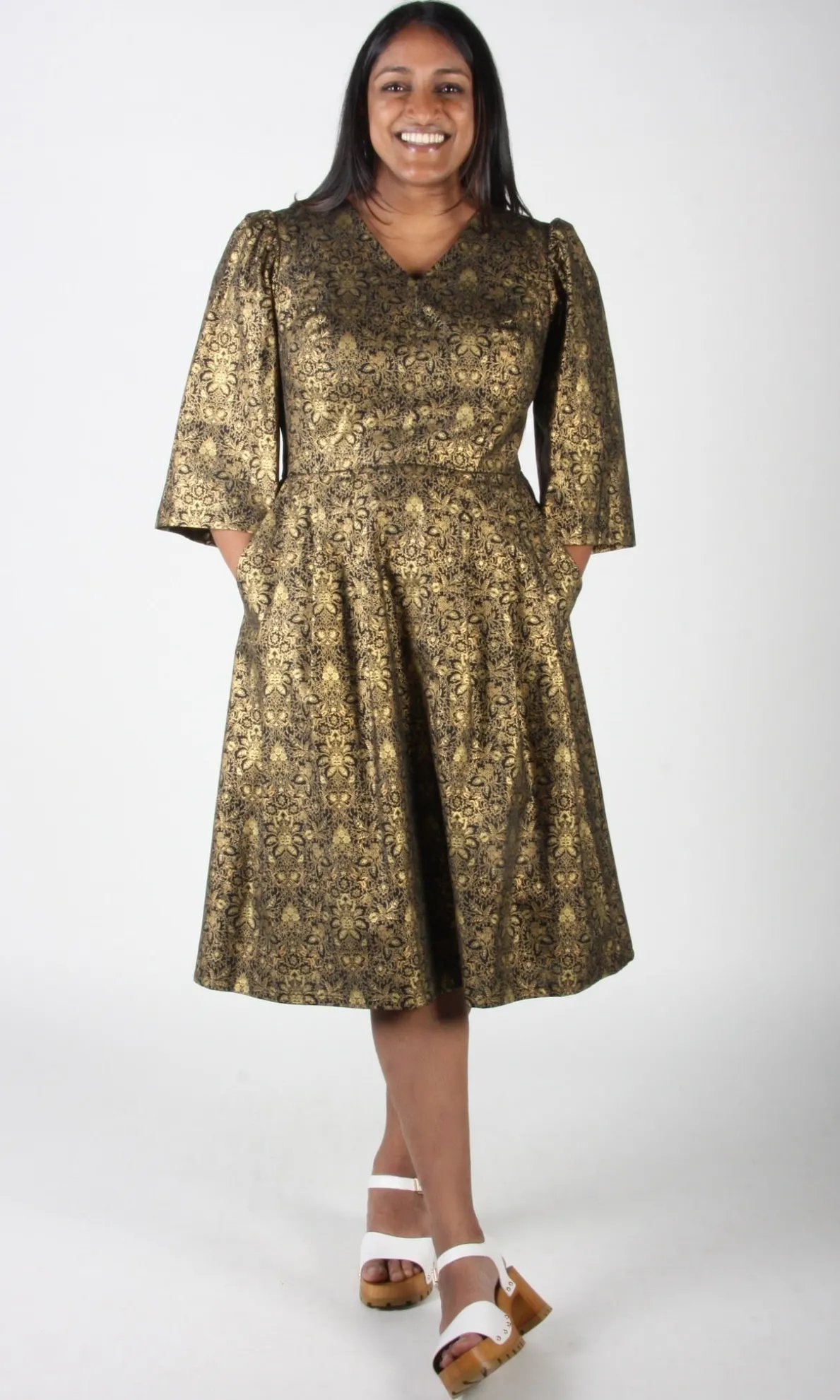 Chestnut Bunting Dress - Gravure