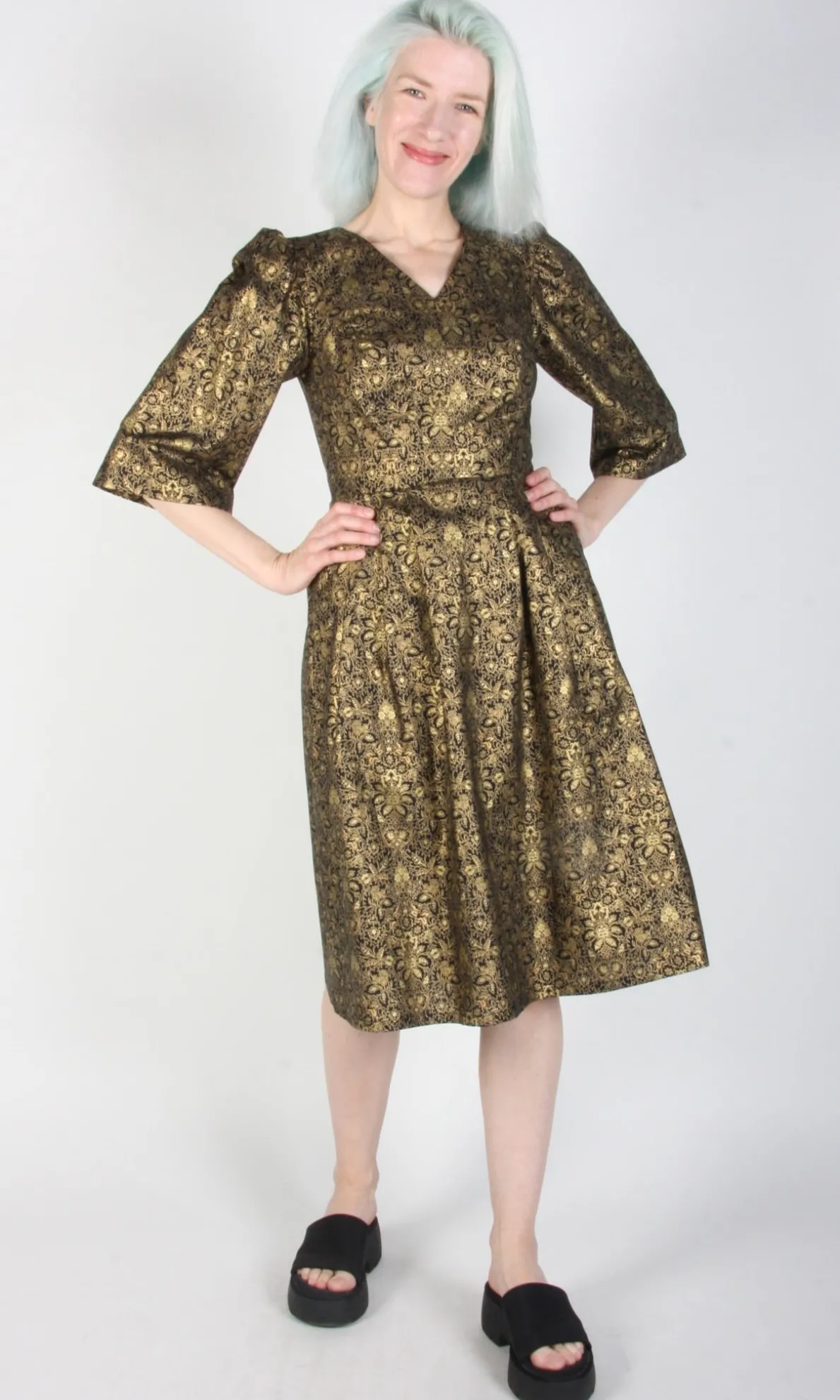 Chestnut Bunting Dress - Gravure