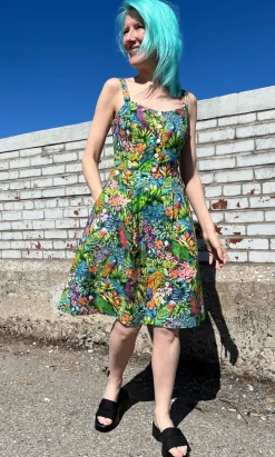 Corncrake Dress - Parrot Jungle