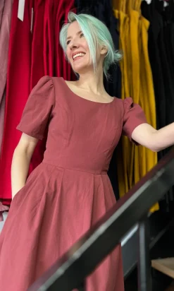 Crag Martin Dress - Rosewood
