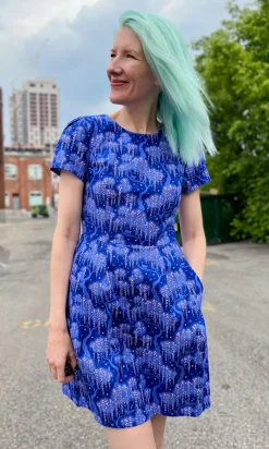 Engoulevent Dress - Cat Dreams