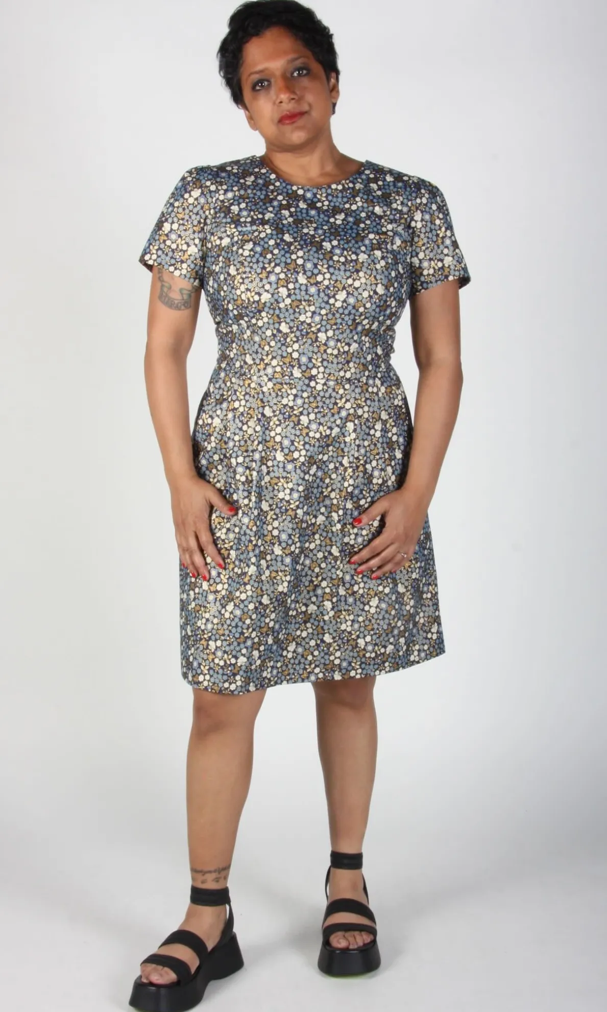 Engoulevent Dress - Countess