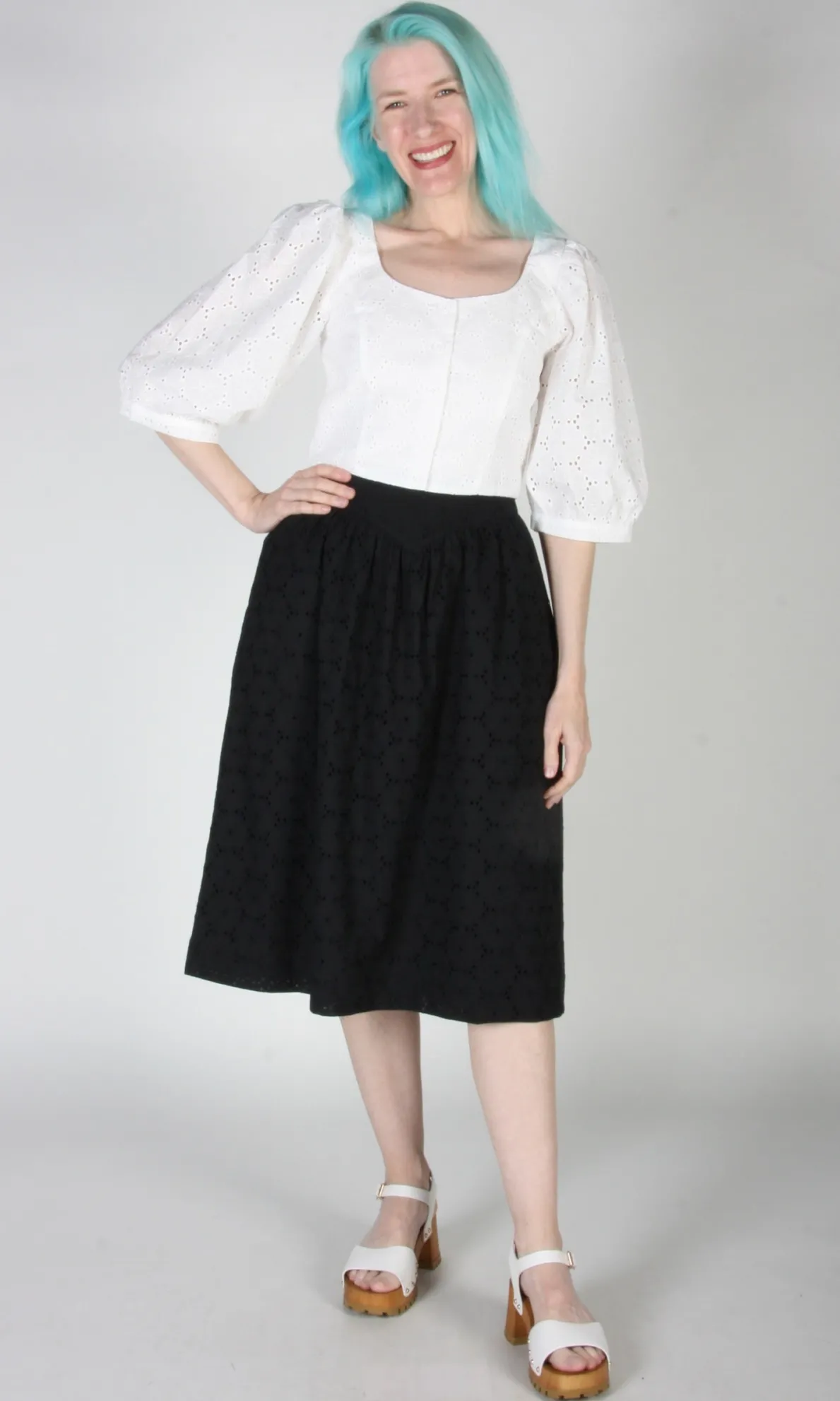 Esmerillon Top - White