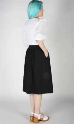 Esmerillon Top - White