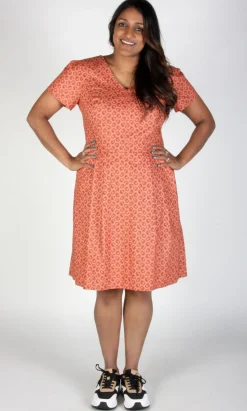 Fruit Dove Dress - Berry Sheaf