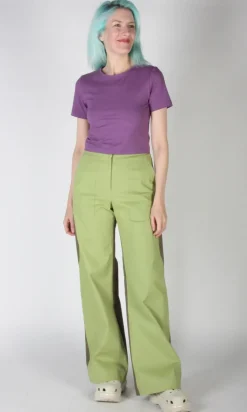 Hazel Grouse Tee - Grape