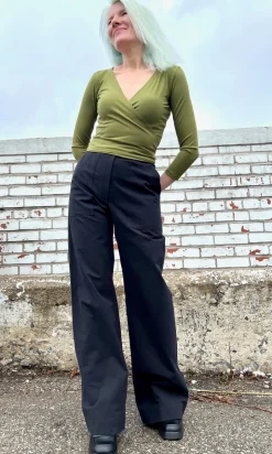 Illadopsis Pant - Black