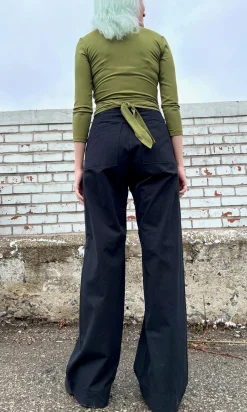 Illadopsis Pant - Black