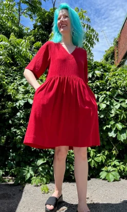 Kiskadee Dress - Red