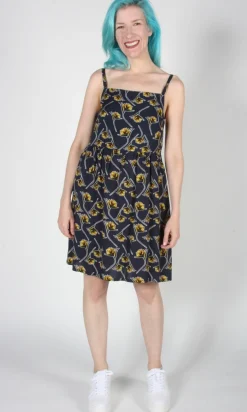 Mountaingem Dress - Navy Zinnia
