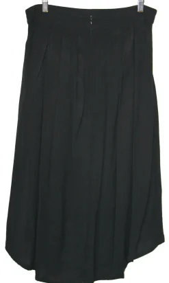RN496 - 10 - Barbtail Skirt - Black
