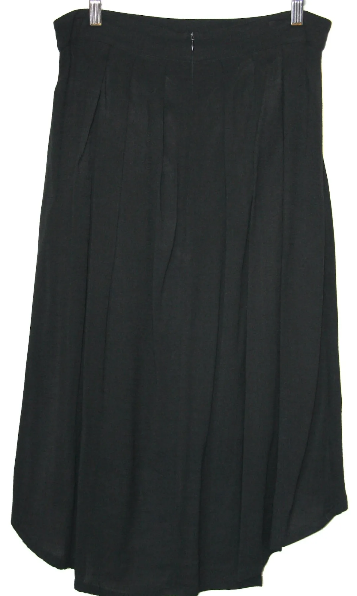 RN496 - 10 - Barbtail Skirt - Black