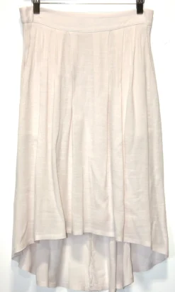 RN164 - 6 - Barbtail Skirt - Ivory