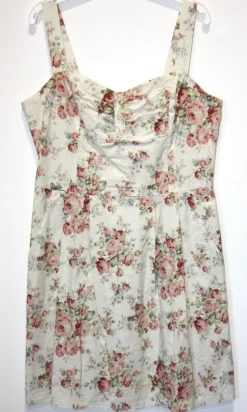 RN953 - 14 - Bouvreuil Dress - English Rose