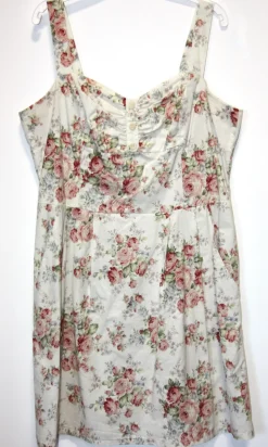 RN952 - 16 - Bouvreuil Dress - English Rose