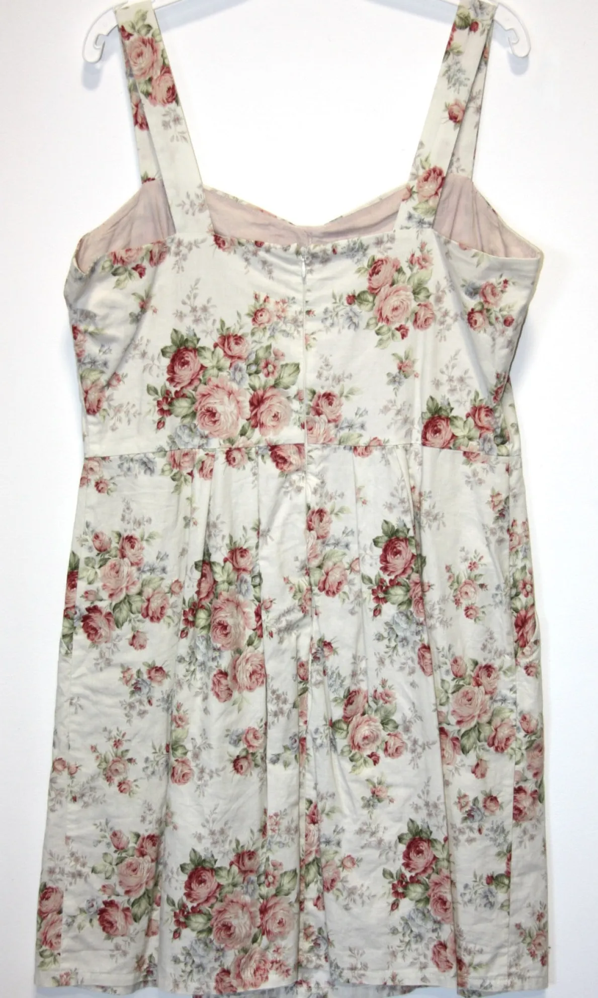 RN953 - 14 - Bouvreuil Dress - English Rose