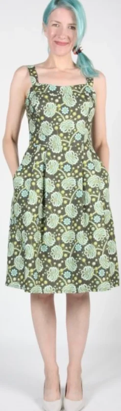RN755 - 12 - Courlis Dress - Lightning Bugs