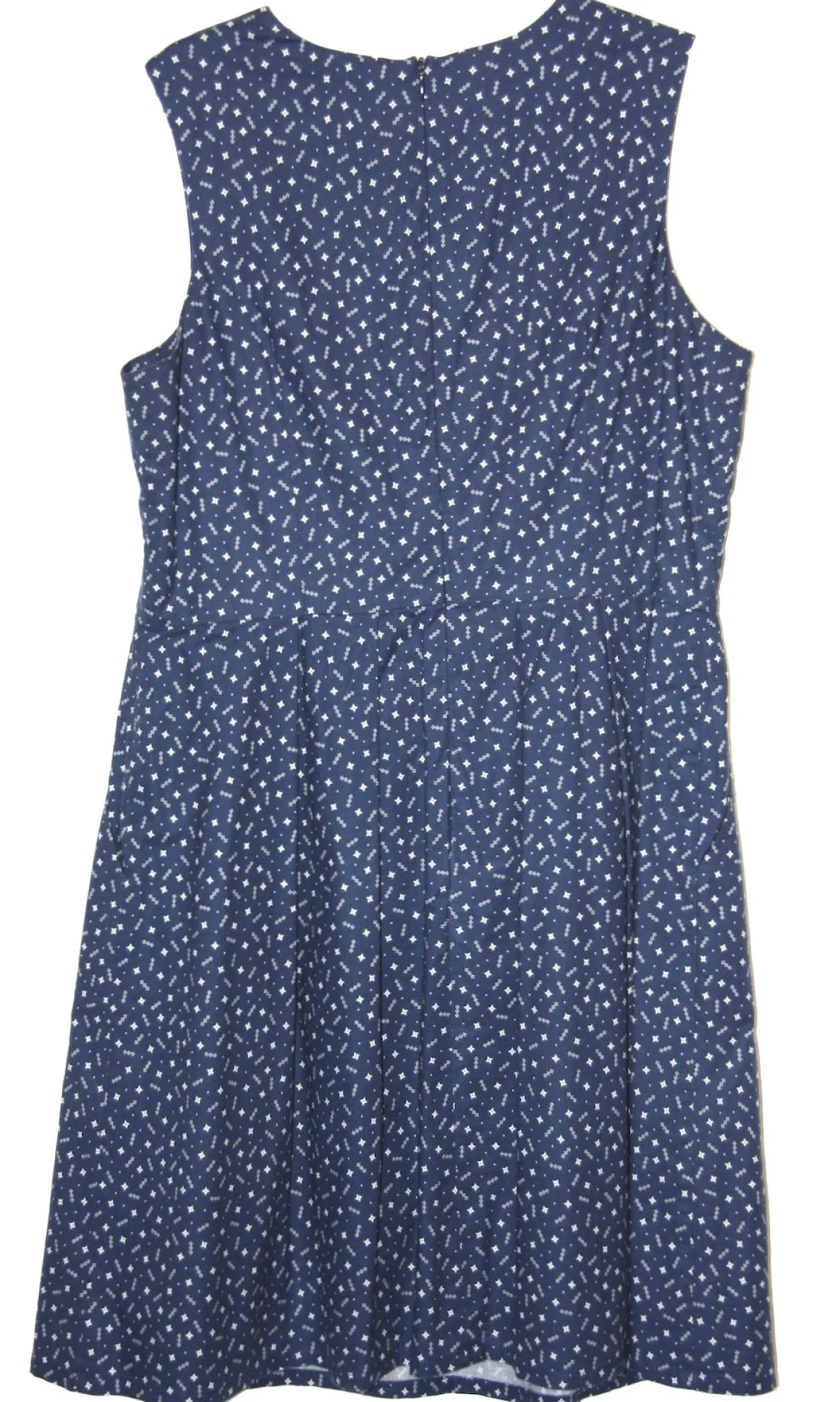 RN765 - 16 - Eagle Dress - Navy and White