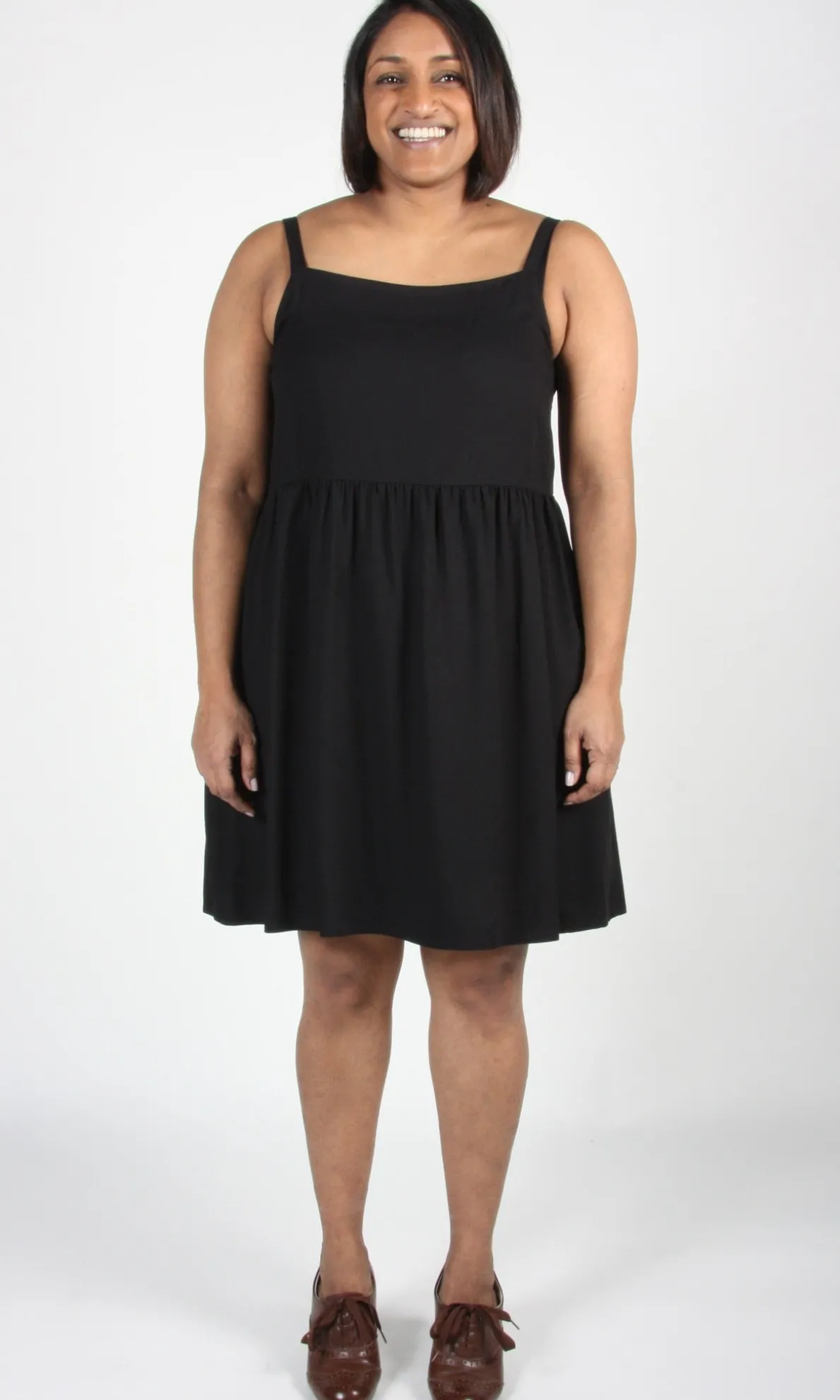 RN682 - 4 - Mountaingem Dress - Black
