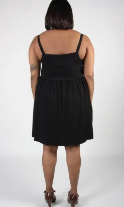 RN682 - 4 - Mountaingem Dress - Black