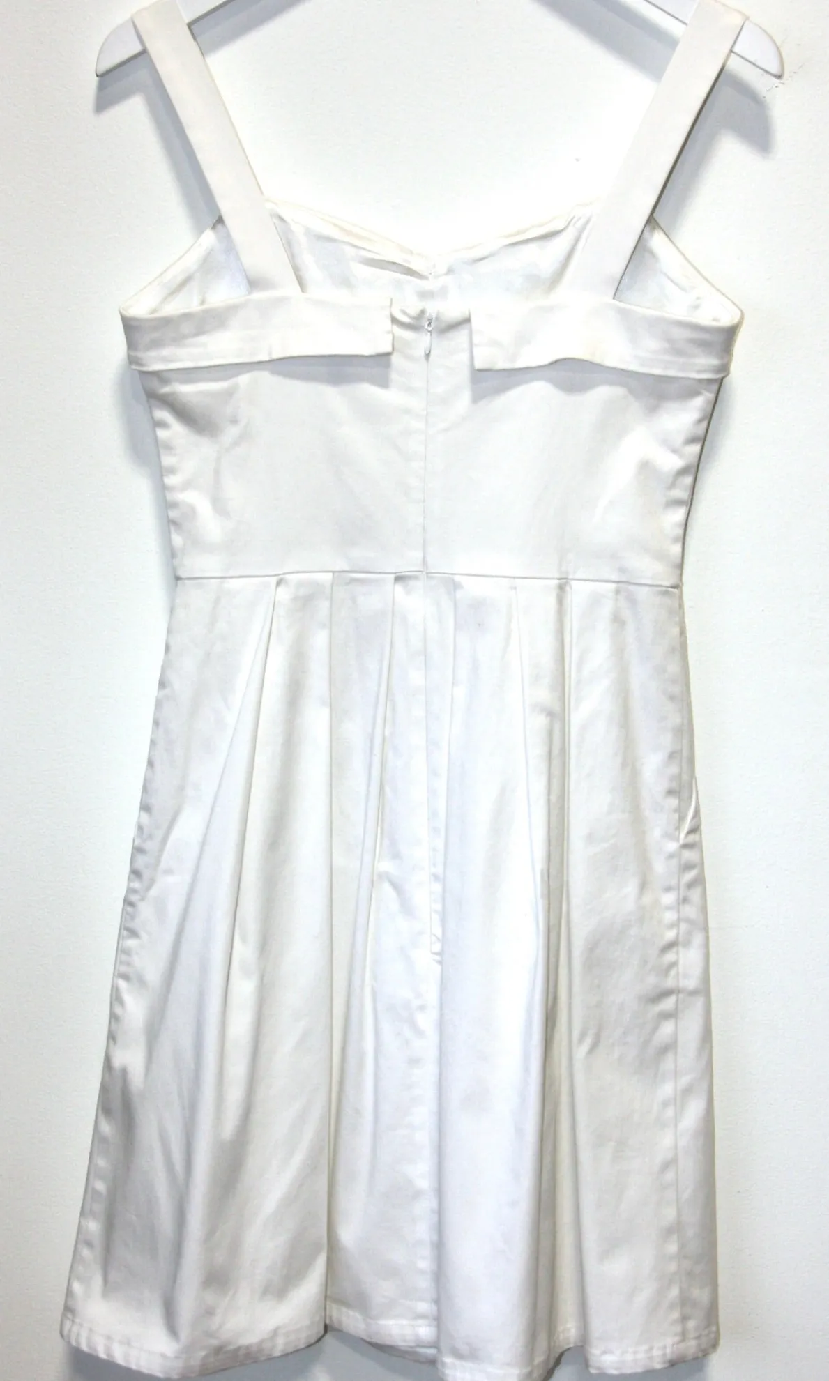 RN613 - 10 - Nest Dress - White