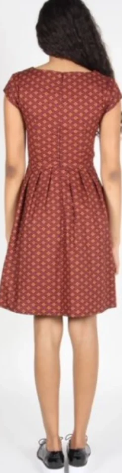 RN2 - 2 - Peppershrike Dress - Brick