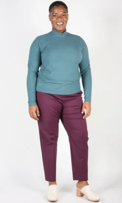 RN441 - 2 - Tern Pant - Eggplant