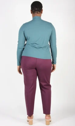 RN441 - 2 - Tern Pant - Eggplant