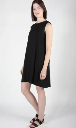 RN951 - 6 - Trumpeter Dress - Black