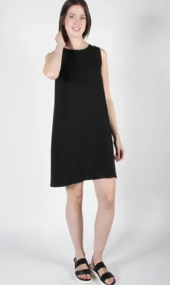RN951 - 6 - Trumpeter Dress - Black