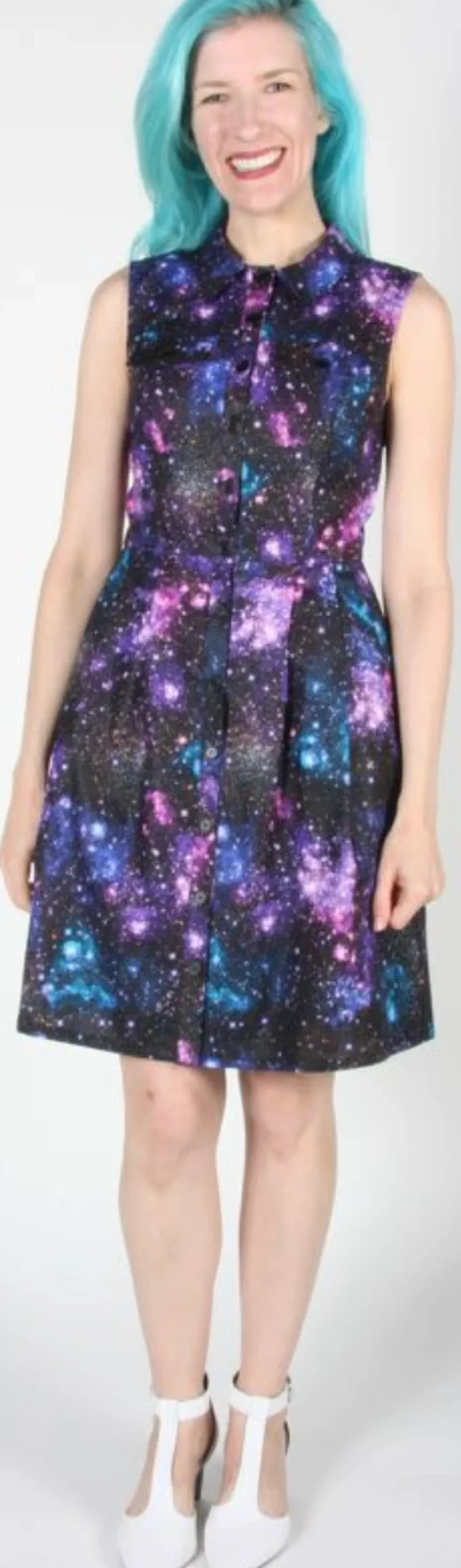 RN674 - 2 - Vanneau Dress - Cosmos