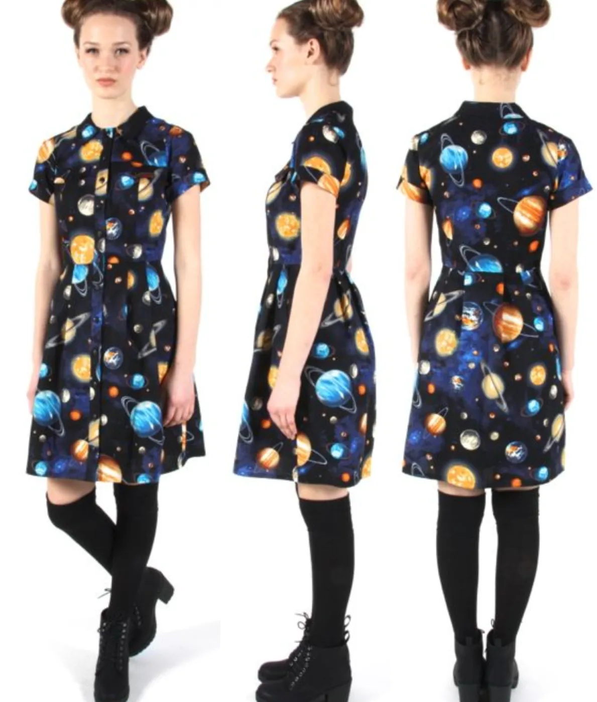 RN725 - 2 - Visorbearer Dress - Universe