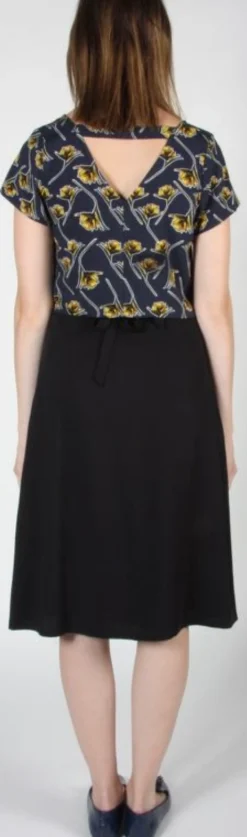 RN875 - M - Tournepierre Skirt - Dusk Blooms