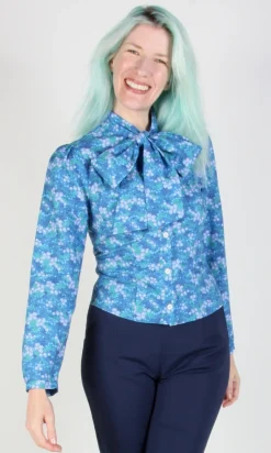 RN781 - XL - Bos'n Bird Top - Blue Veronica