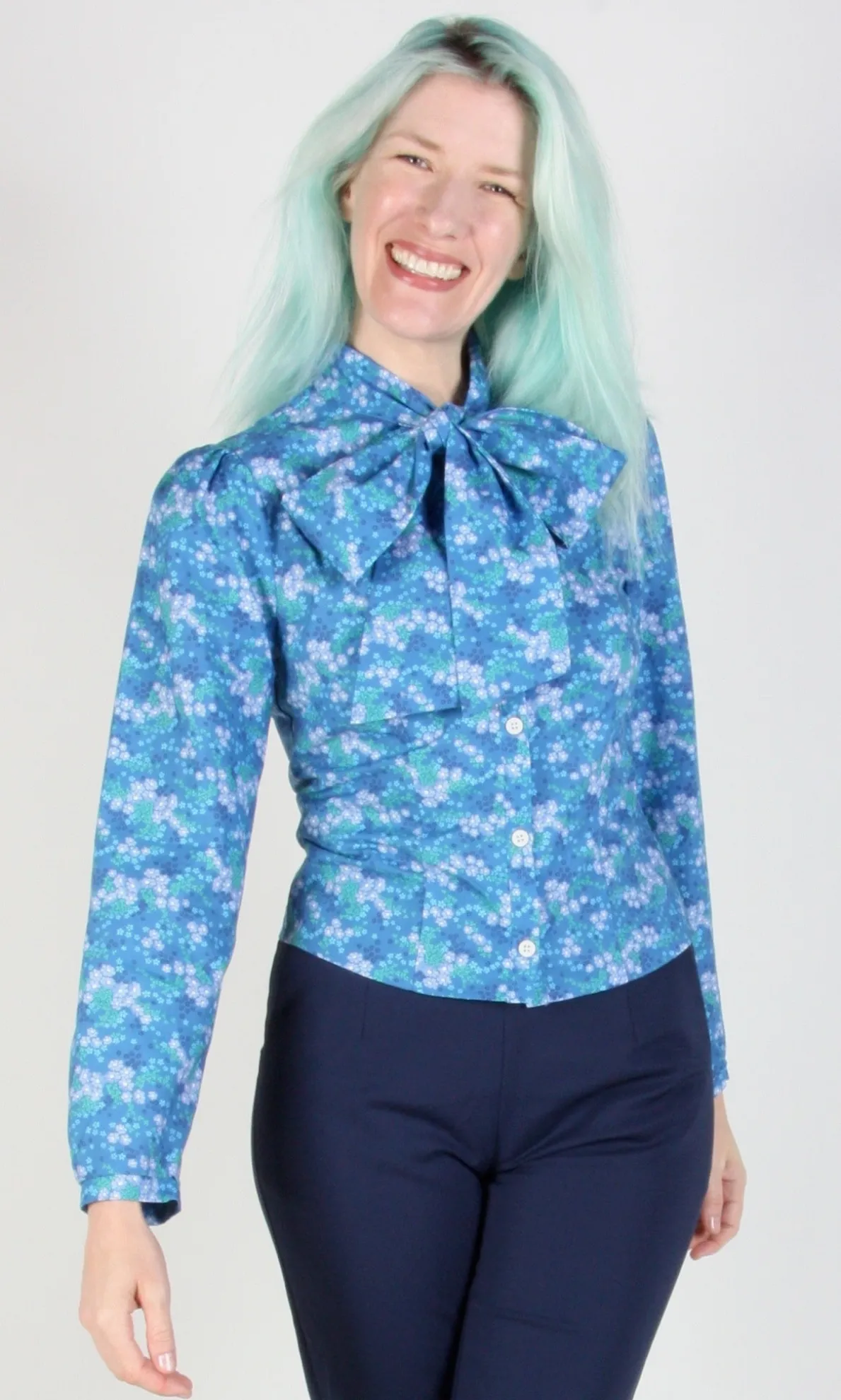 RN781 - XL - Bos'n Bird Top - Blue Veronica