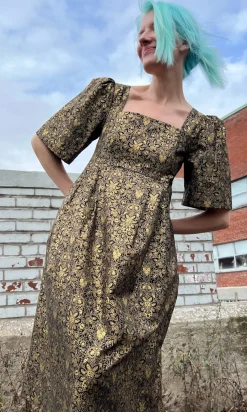 Swamp Devil Dress - Gravure