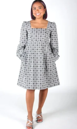 Tailorbird Dress - Quatrefoil