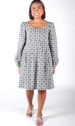 Tailorbird Dress - Quatrefoil