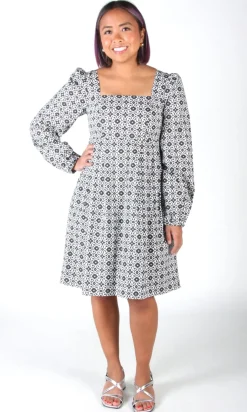 Tailorbird Dress - Quatrefoil