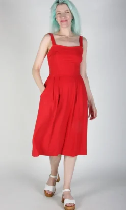Thornbill Dress - Red