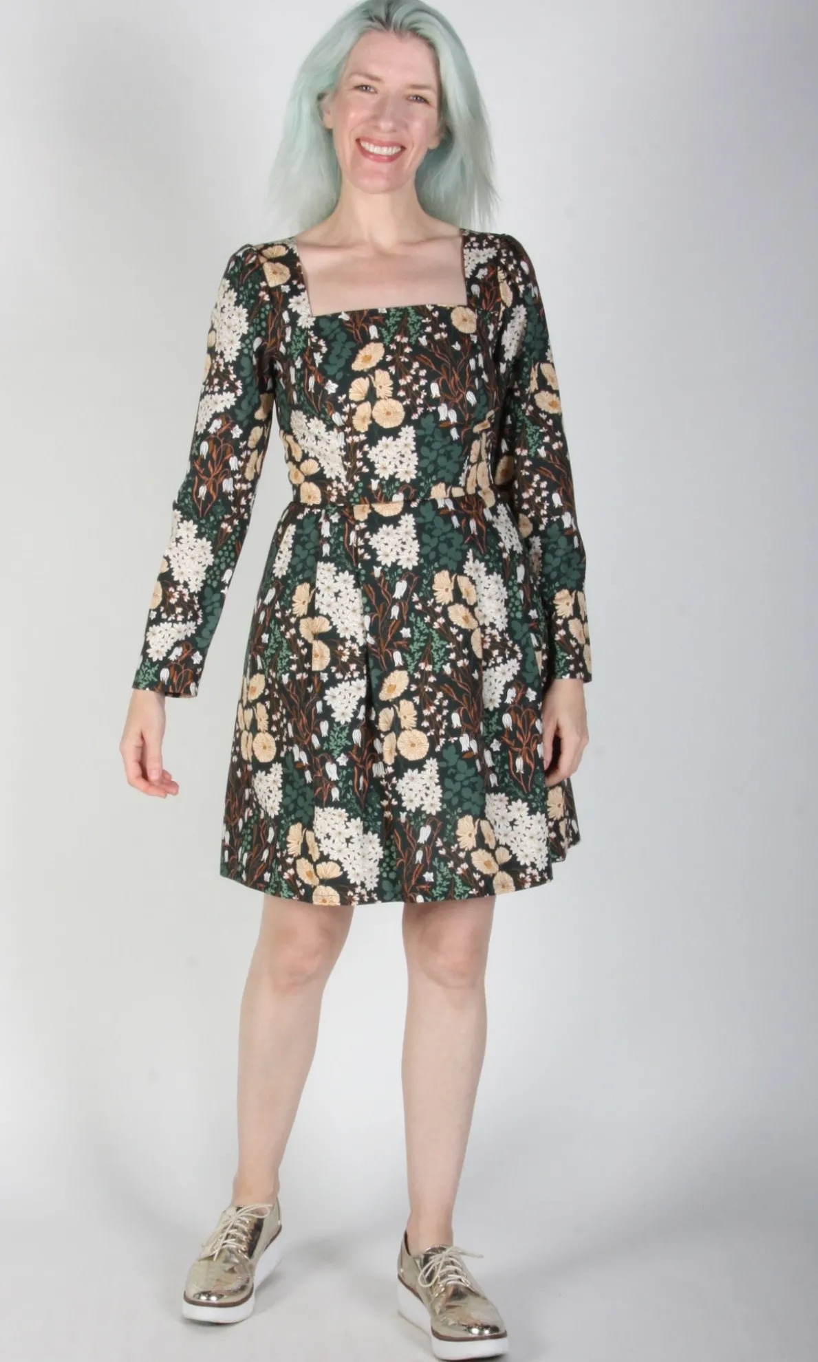 Twixt-Hell-and-the-White-Oak Dress - Bellflower