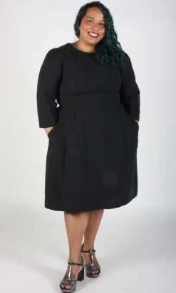 Whistling Snipe Dress - Black