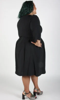 Whistling Snipe Dress - Black