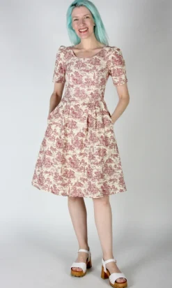 Winter Chippy Dress - Brick Village Toile