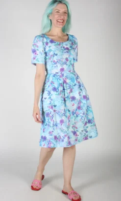 Winter Chippy Dress - Have a Nice Day!