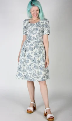 Winter Chippy Dress - Navy Village Toile